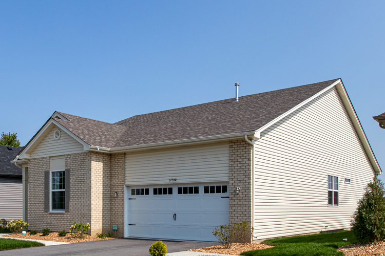 Property Photo: 17560 Windemere Circle IL 60441