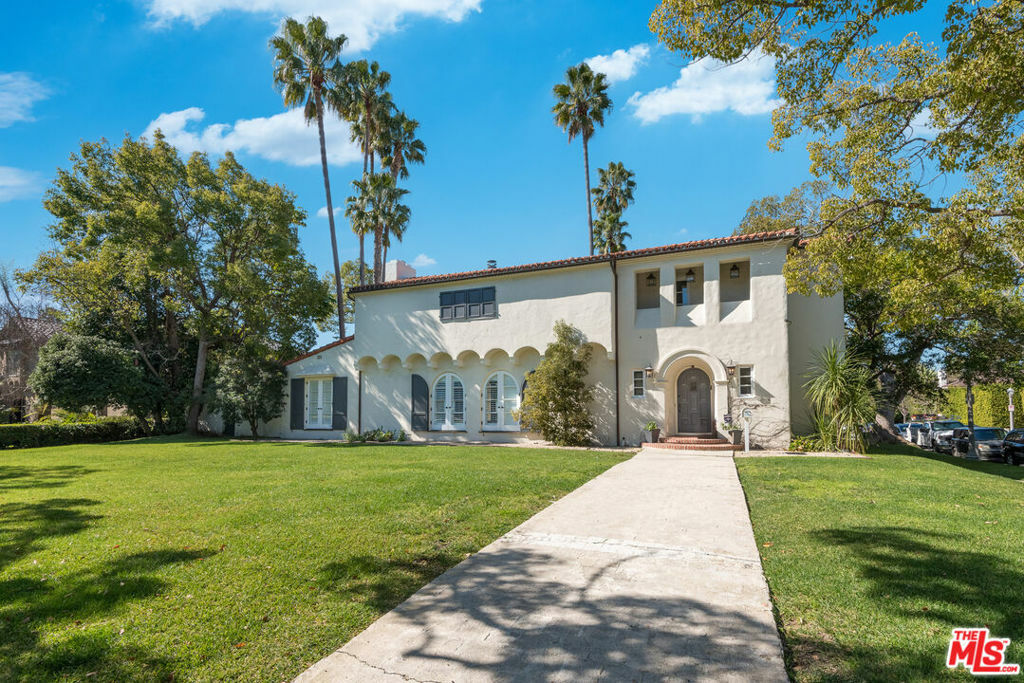 401 S Las Palmas Avenue  Los Angeles CA 90020 photo