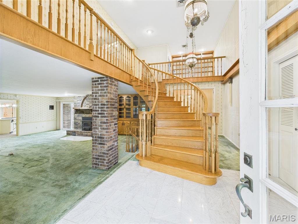 Property Photo:  202 Greenbrier Street  MO 65536 