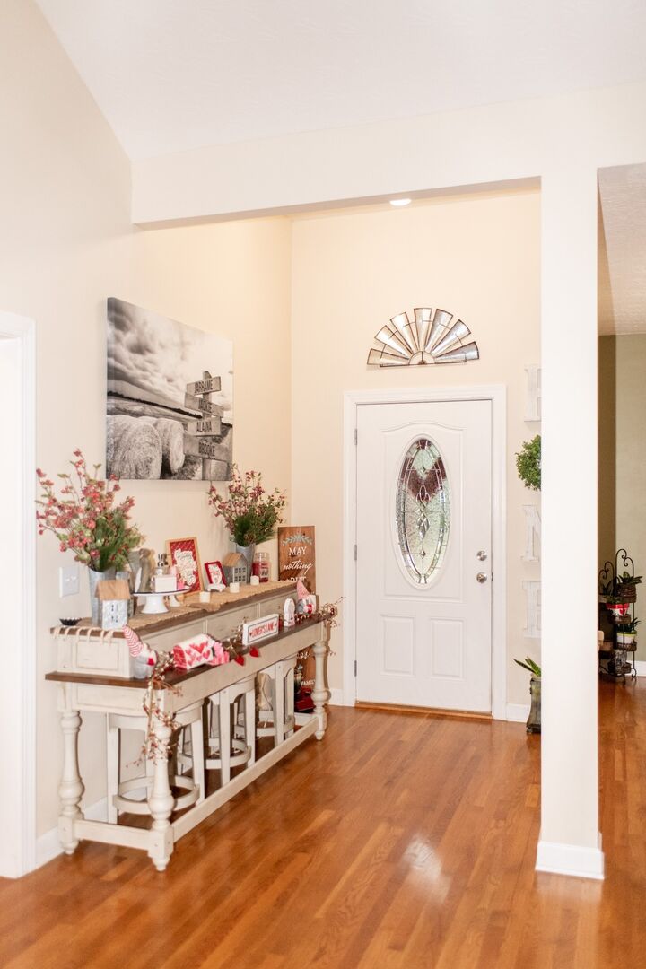 Property Photo:  1005 Goldfinch Trl  TN 37148 