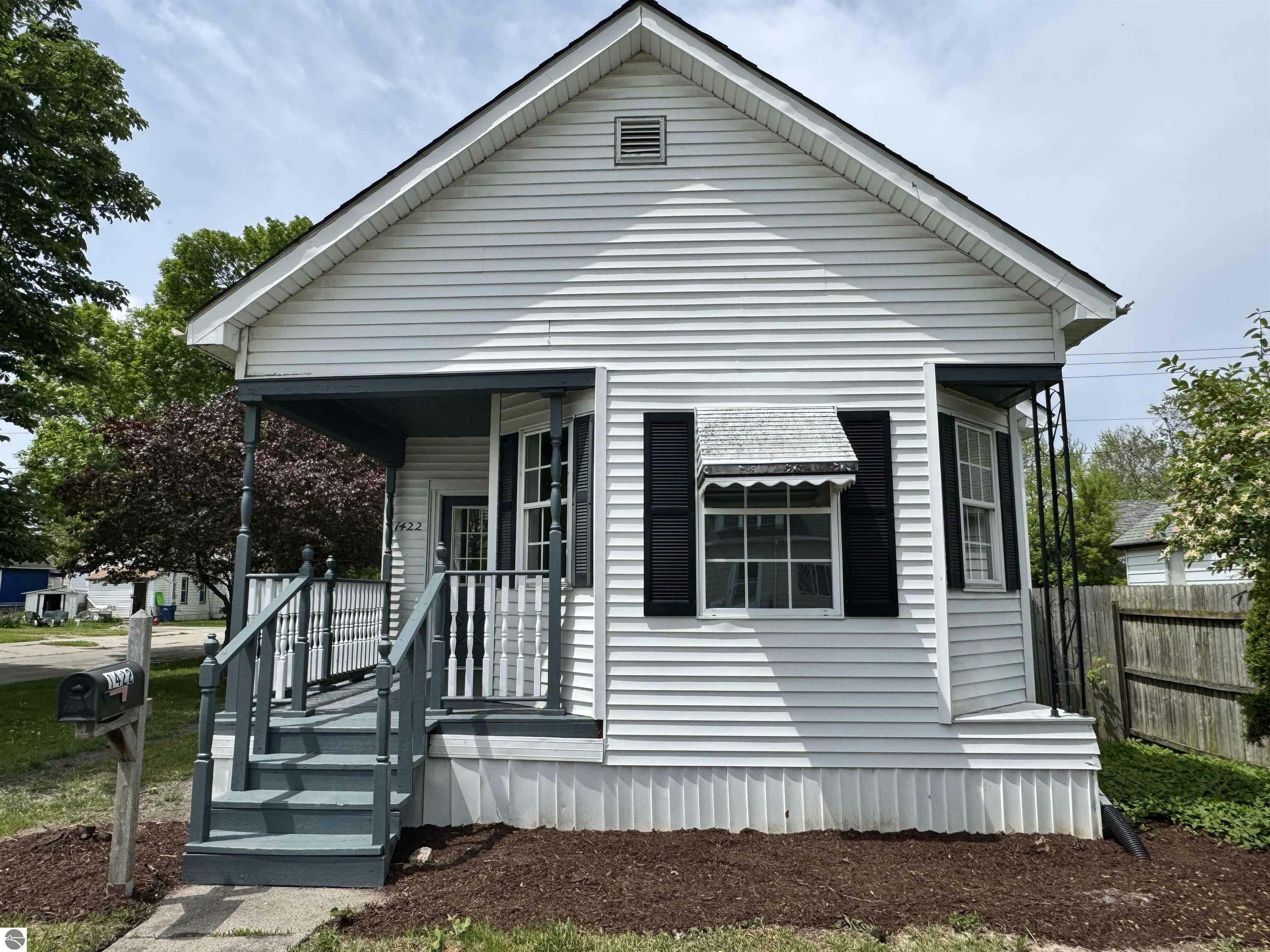 Property Photo: 1422 Stanton MI 48708