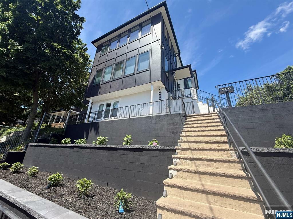 Property Photo:  606 5th Street  NJ 07072 