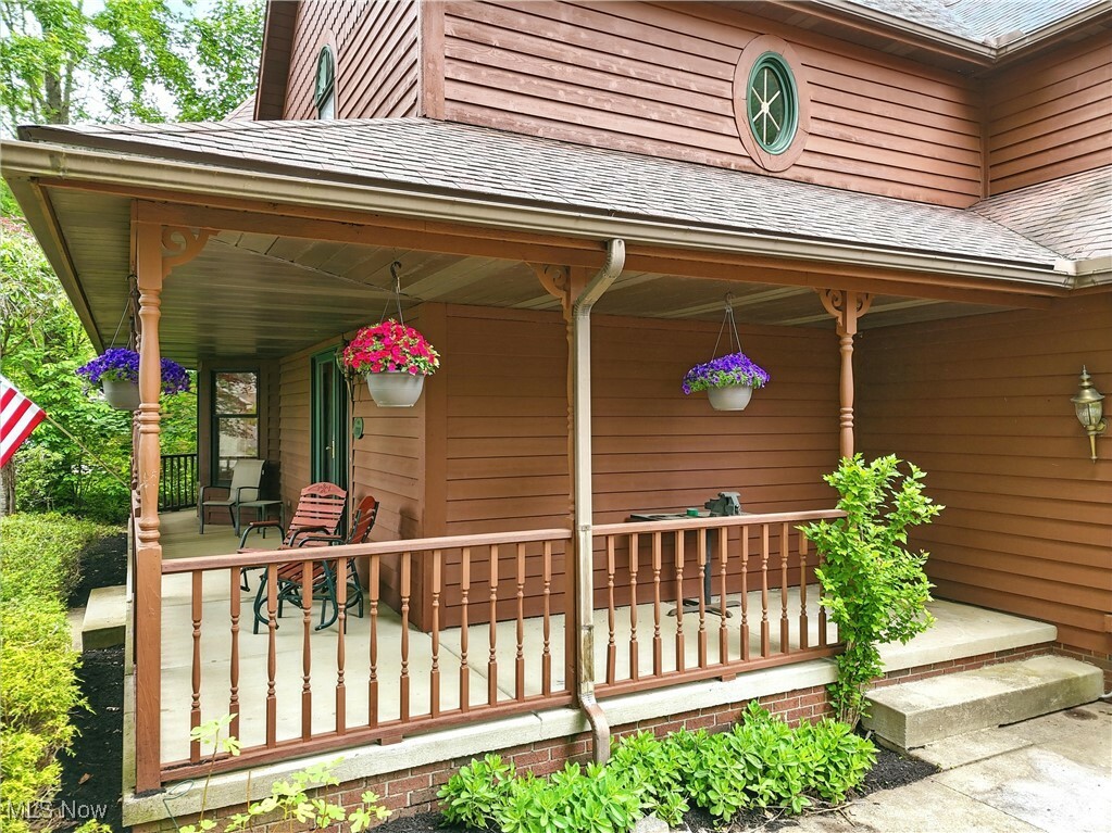 Property Photo: 4011 Highpoint Drive OH 44685