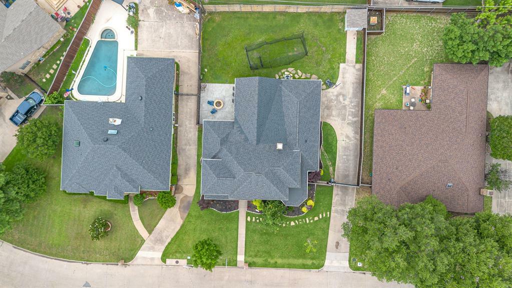 Property Photo: 130 Carnoustie Drive TX 76262