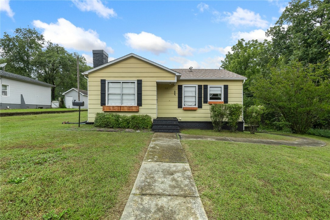 717 W Smythe Avenue  Harrison AR 72601 photo