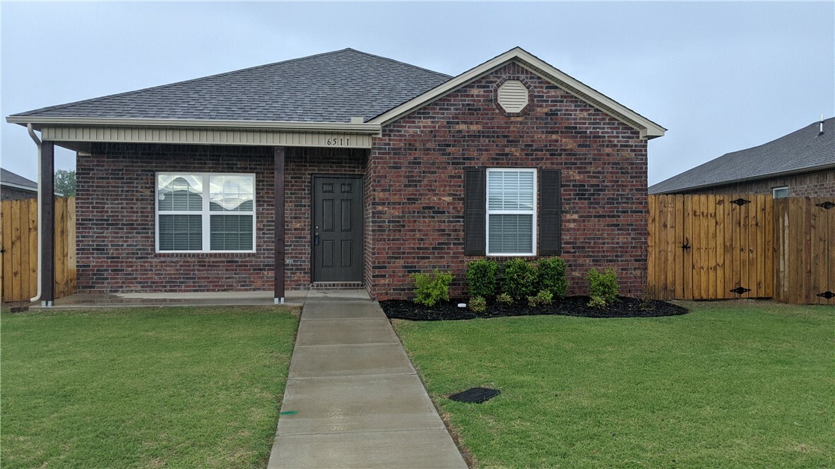 Property Photo:  6511 Warrington Road  AR 72713 