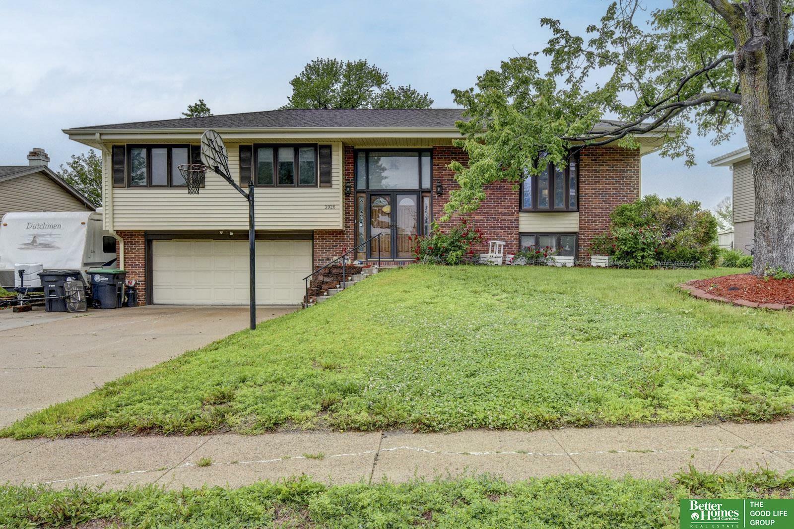 Property Photo: 3926 N 94th Street NE 68134