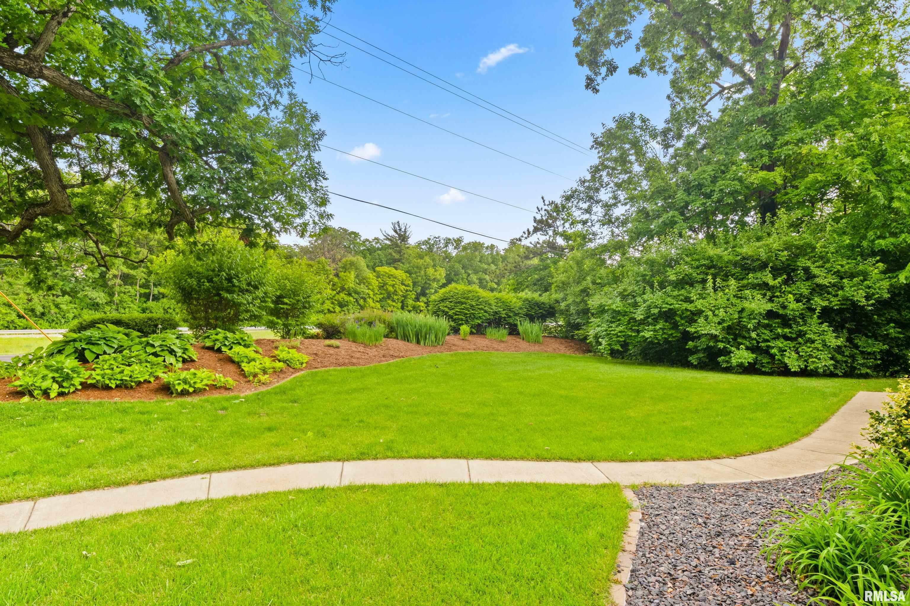 Property Photo:  1168 N Upper Skyline Drive  IL 61611 