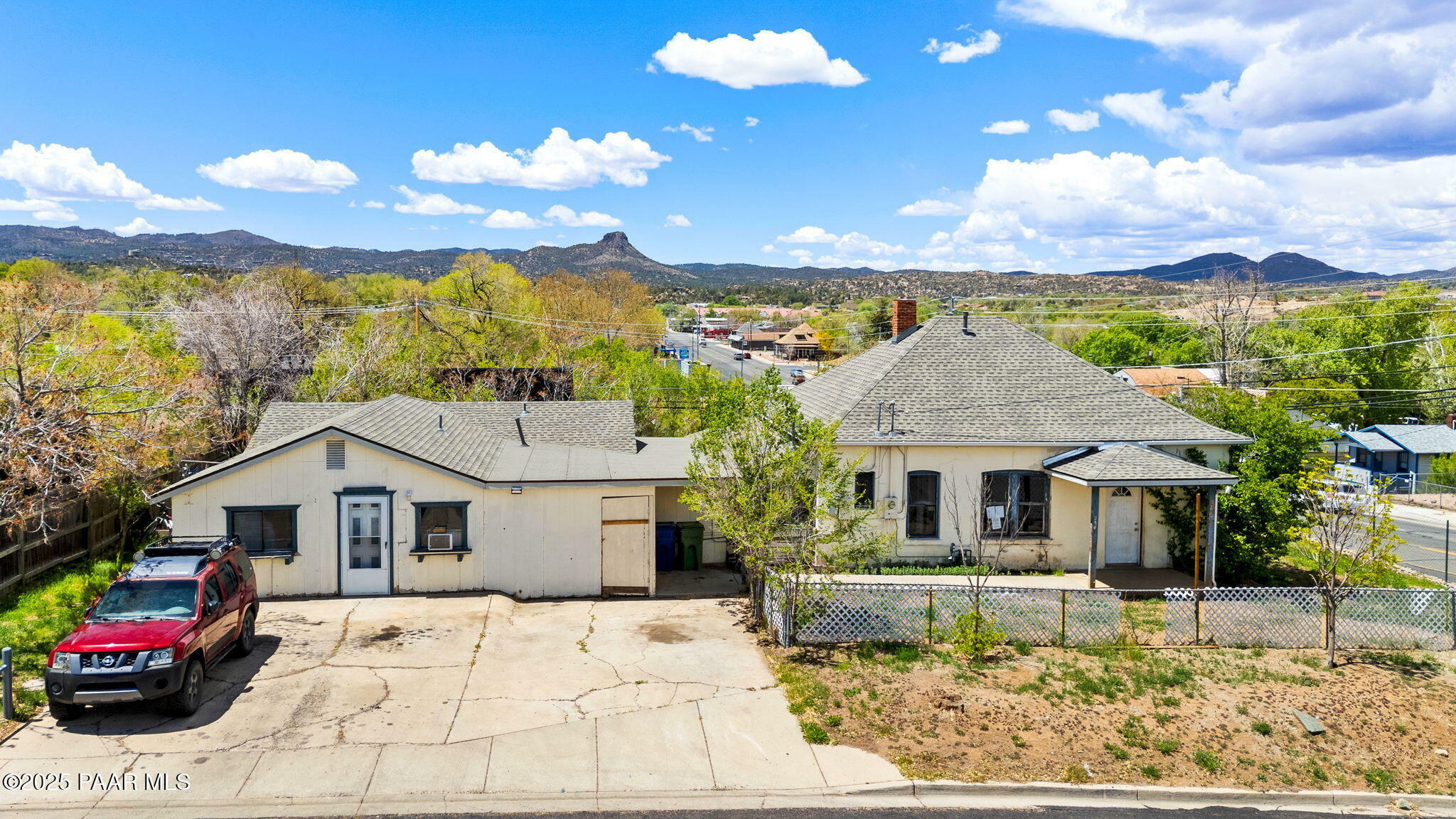 Property Photo: 234 N Arizona Avenue AZ 86301