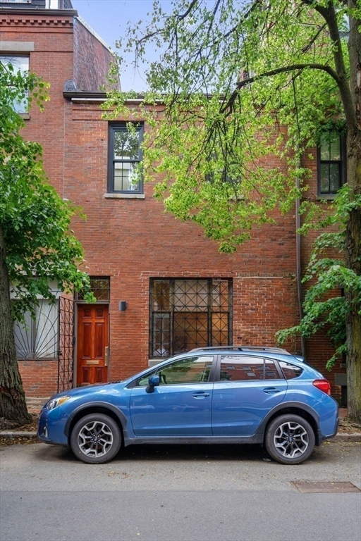 Property Photo:  100-1/2 West Springfield Street  MA 02118 