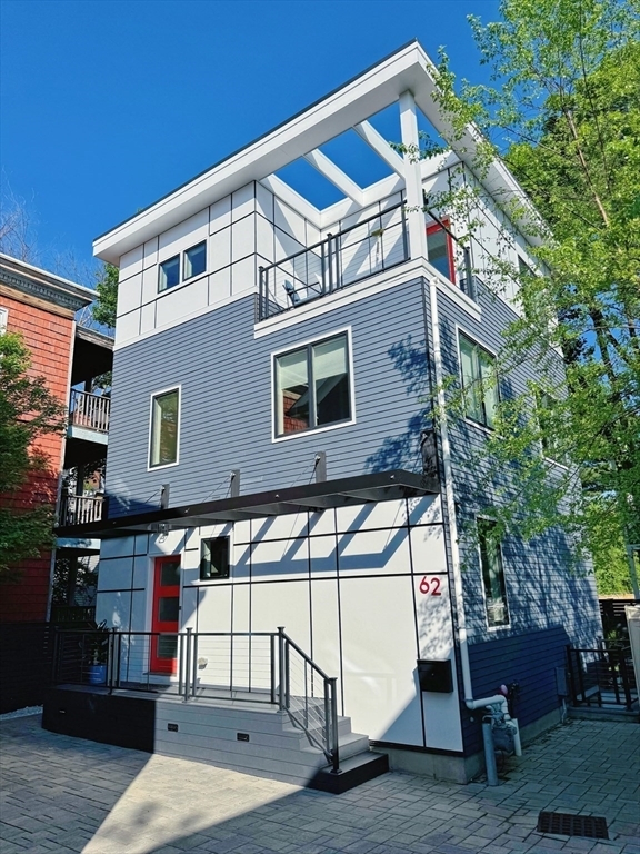 Property Photo: 62 Pearl 62 MA 02139