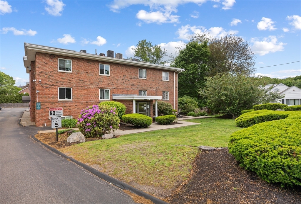 Property Photo: 211 West St. 12B MA 02169