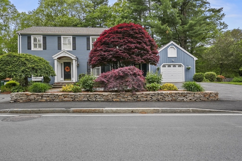 142 Montrose Avenue  Wakefield MA 01880 photo