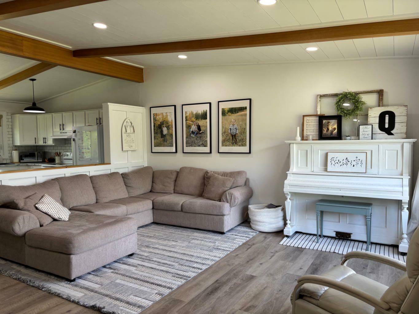 Property Photo: 535 1 Street E AB T0K 0K0
