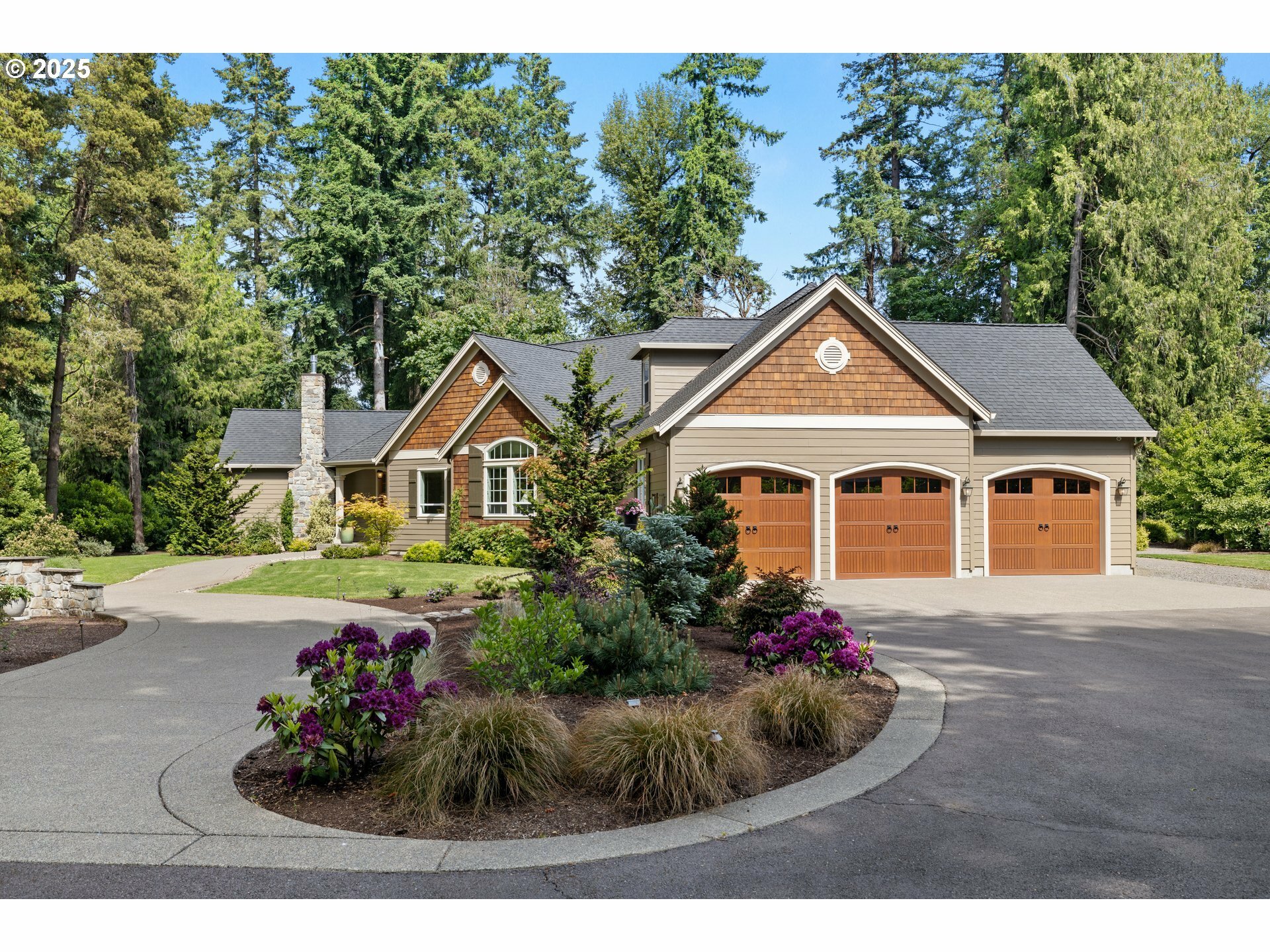 Property Photo: 31678 SW Isle Way Ln OR 97068