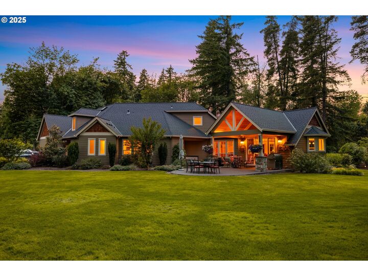 Property Photo:  31678 SW Isle Way Ln  OR 97068 