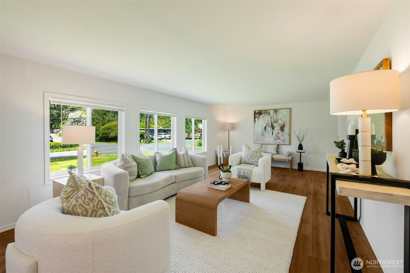 Property Photo: 14058 20th Avenue NE Unit A WA 98125