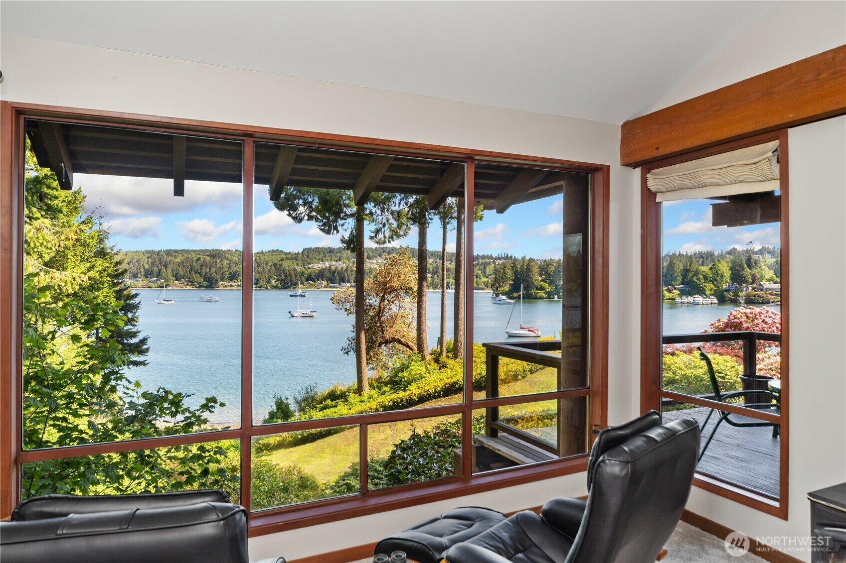 Property Photo:  41  North Bay Lane 1  WA 98365 