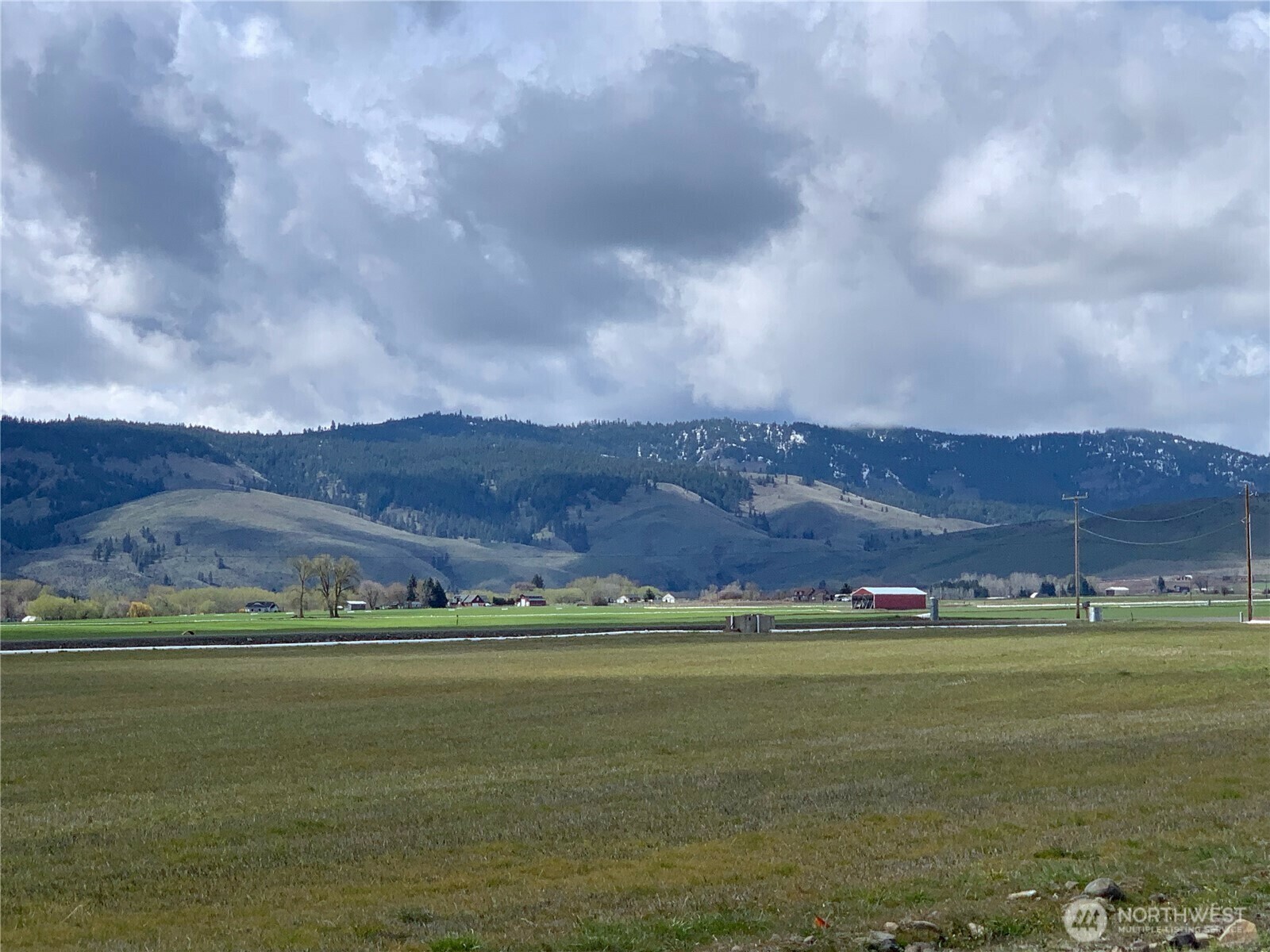 Property Photo: 21 Edge Bluff Loop WA 98926
