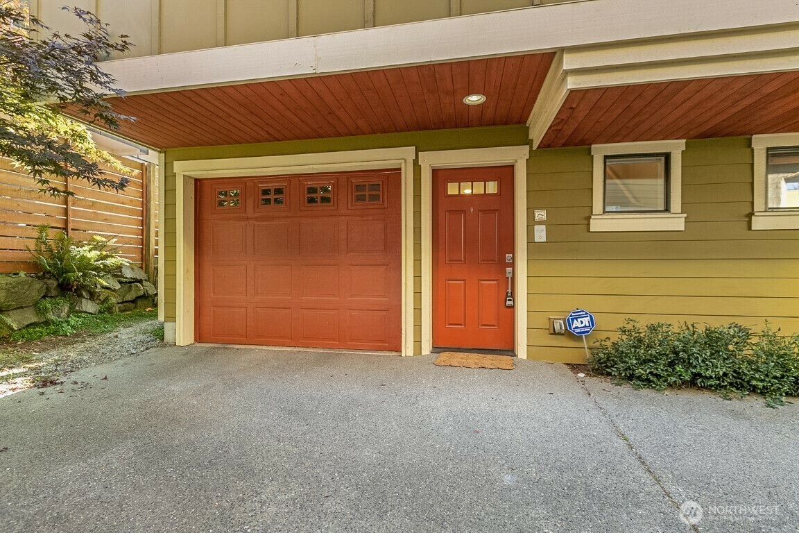 Property Photo:  6736  Alonzo Avenue NW  WA 98117 