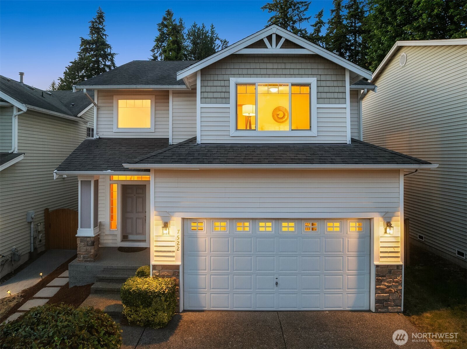 Property Photo: 7522 NE 204th Place WA 98028