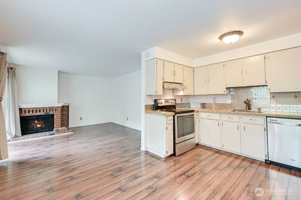 Property Photo: 220 SW Clark Street B101 WA 98027