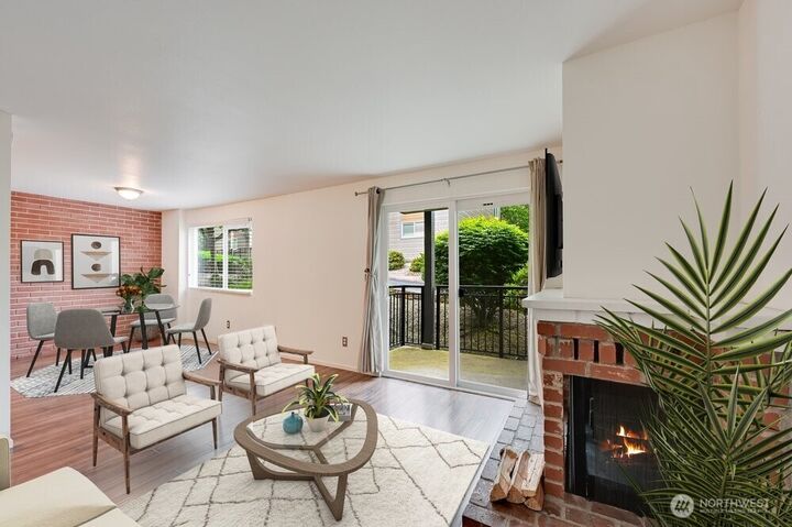 Property Photo:  220 SW Clark Street B101  WA 98027 