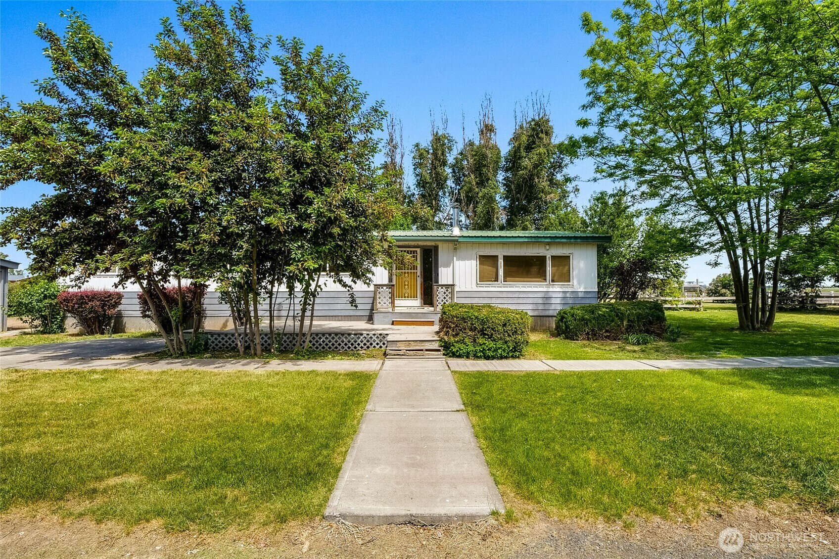 Property Photo: 338 Potato Hill Road NE WA 98837