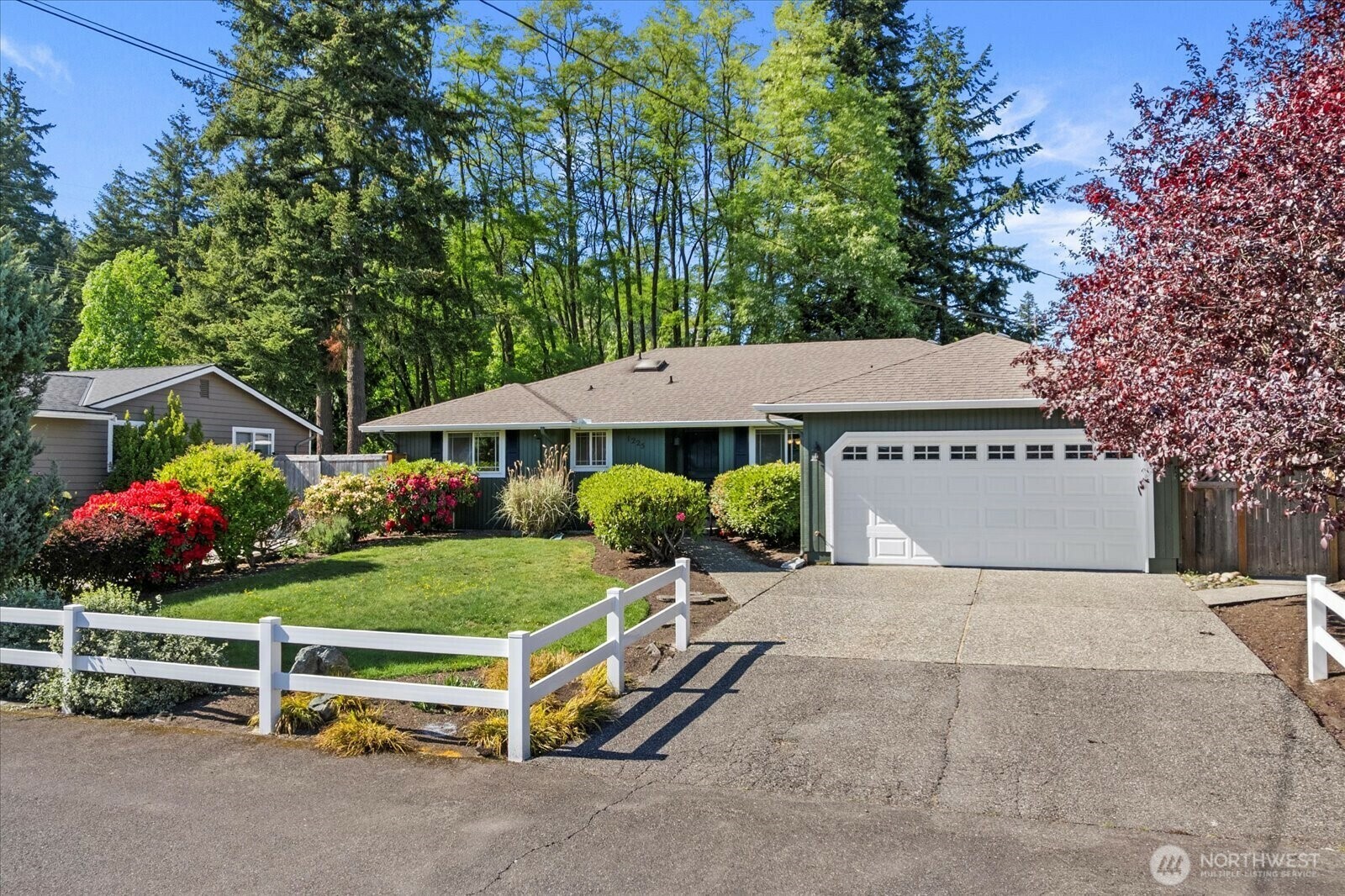 Property Photo:  1225  138th Street SE  WA 98012 