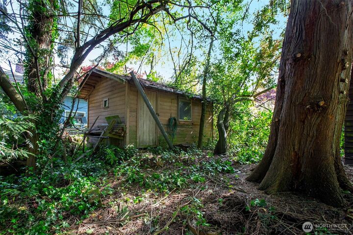 3626 NE 115th Street  Seattle WA 98125 photo