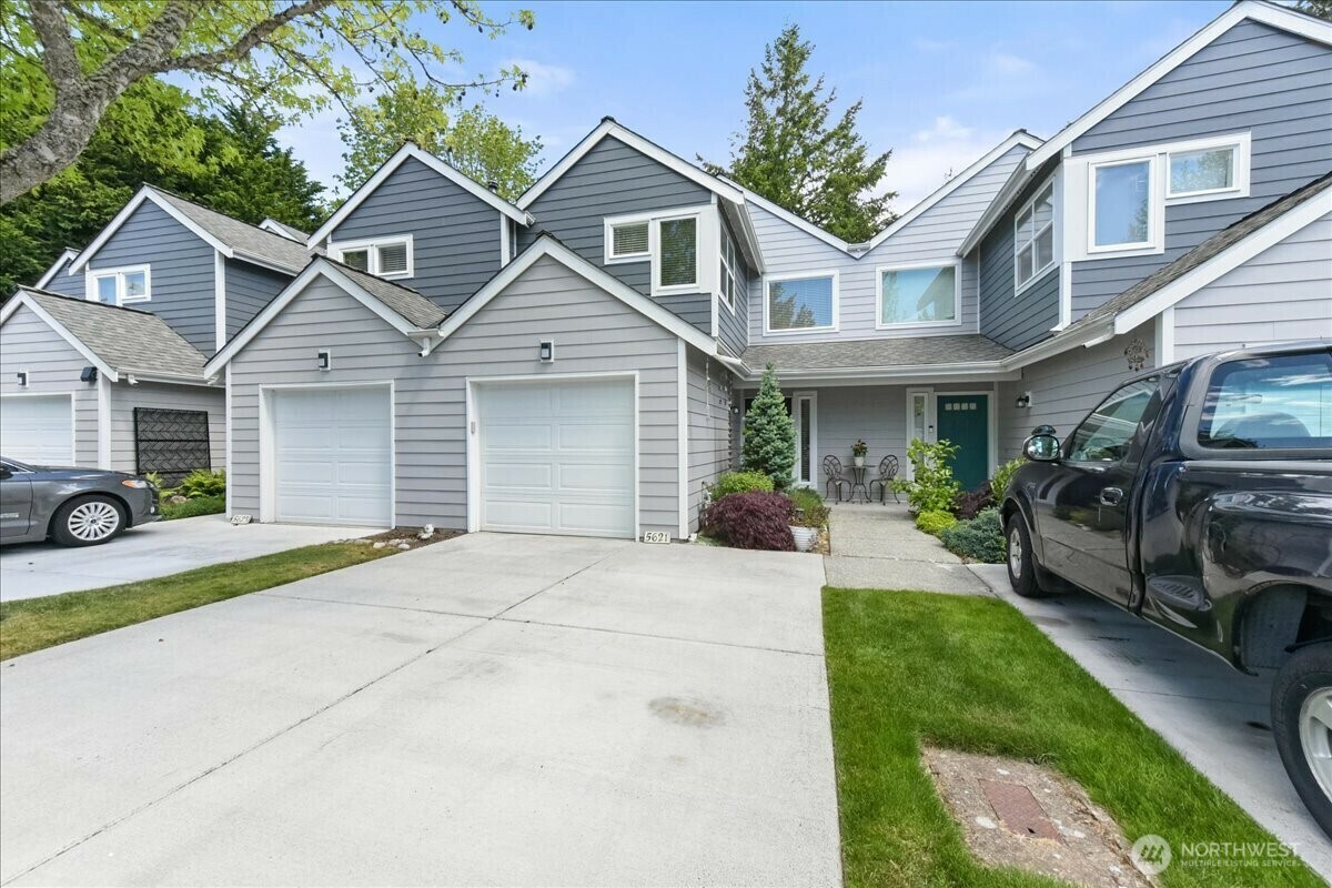 Property Photo:  5621 N Grove Drive 4  WA 98275 