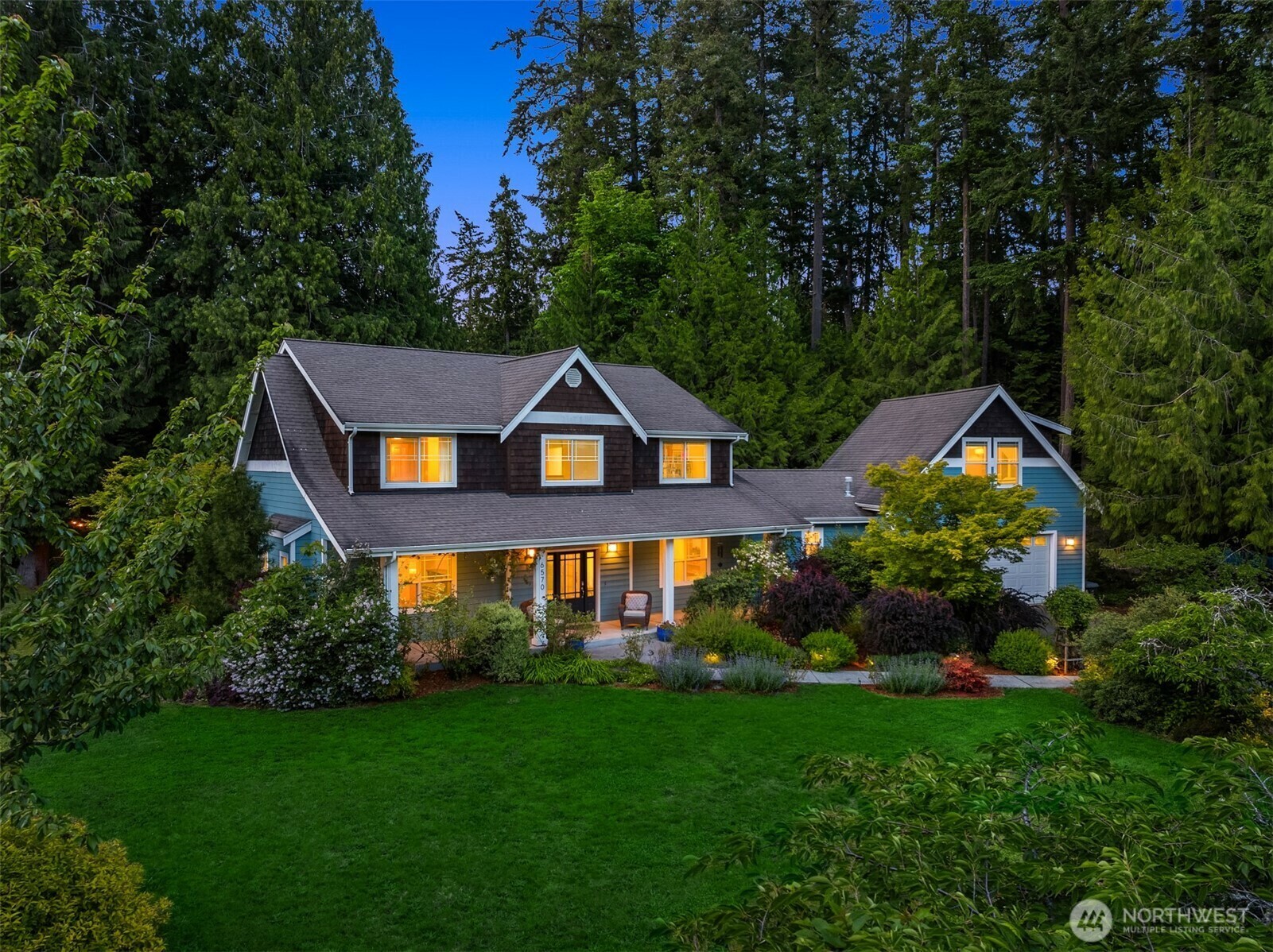 Property Photo: 6570 Cedar Glade Lane WA 98110