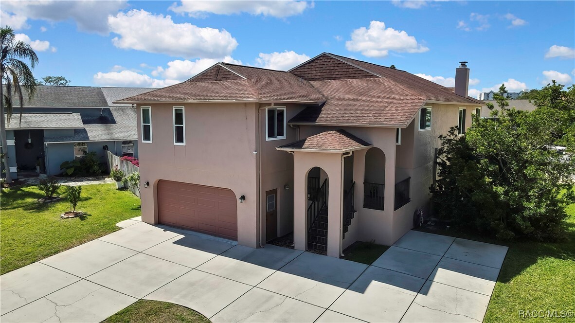 Property Photo:  6340 Spoonbill Drive  FL 34652 