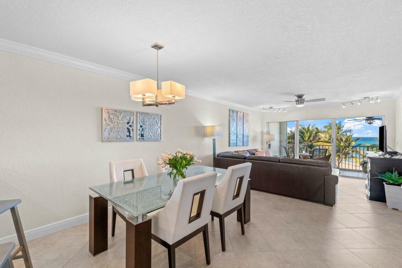 Property Photo: 3101 S Ocean 402 Boulevard 402 FL 33487