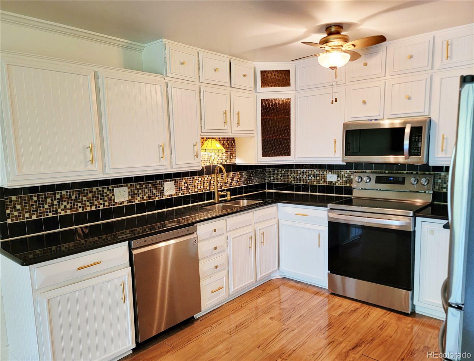 Property Photo: 715 S Alton Way 10A CO 80247