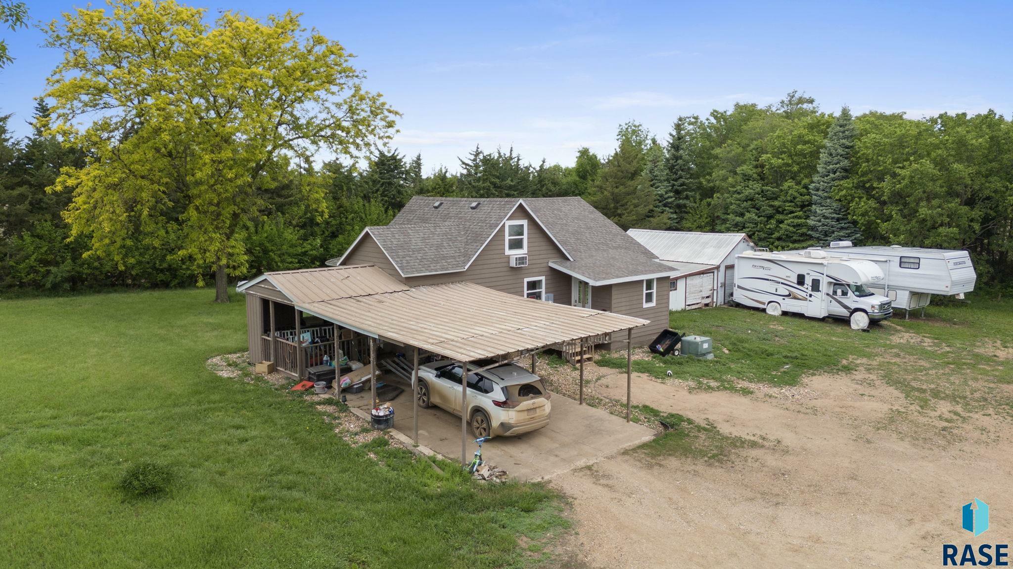44904 289th St  Viborg SD 57070 photo
