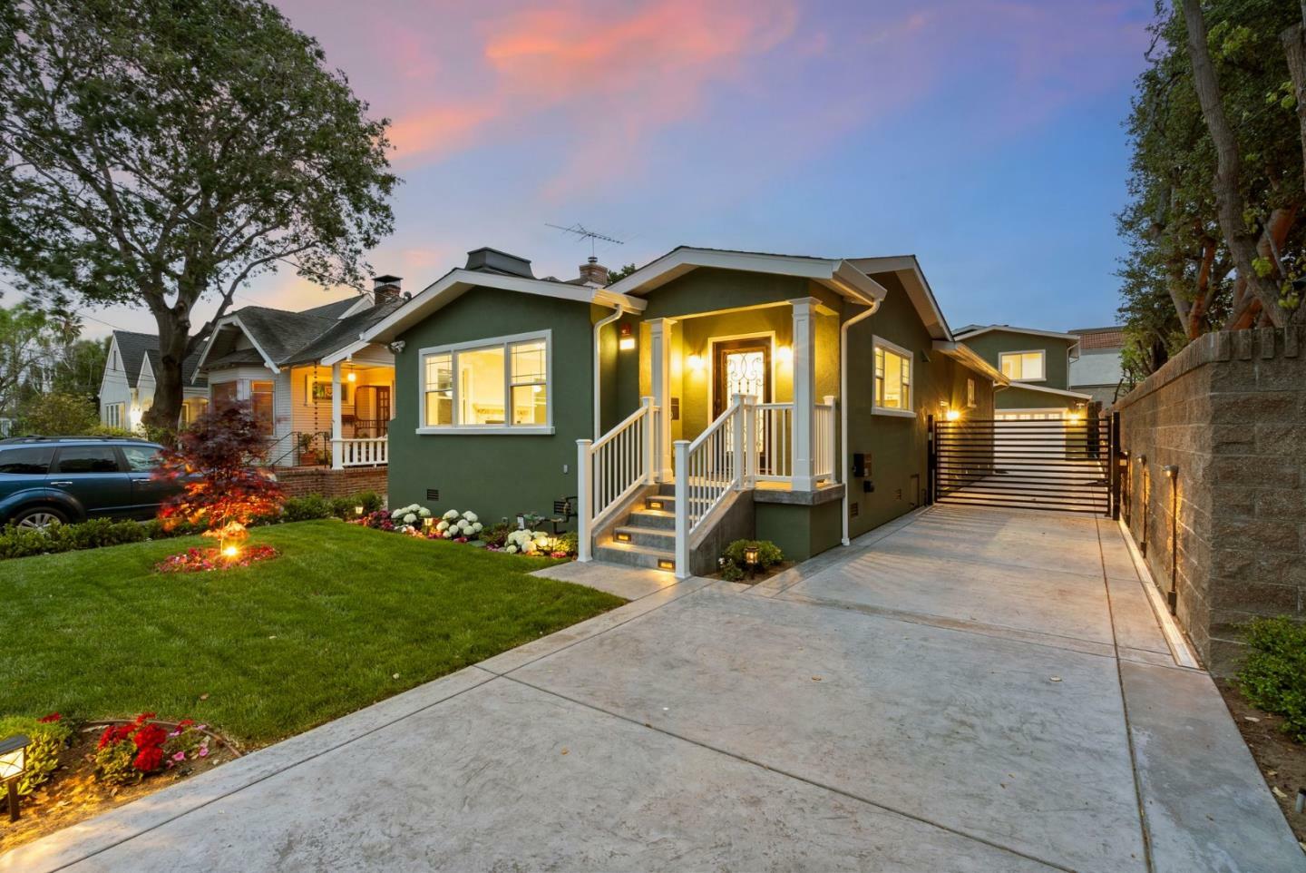 Property Photo: 30 16th Avenue A And B CA 94402