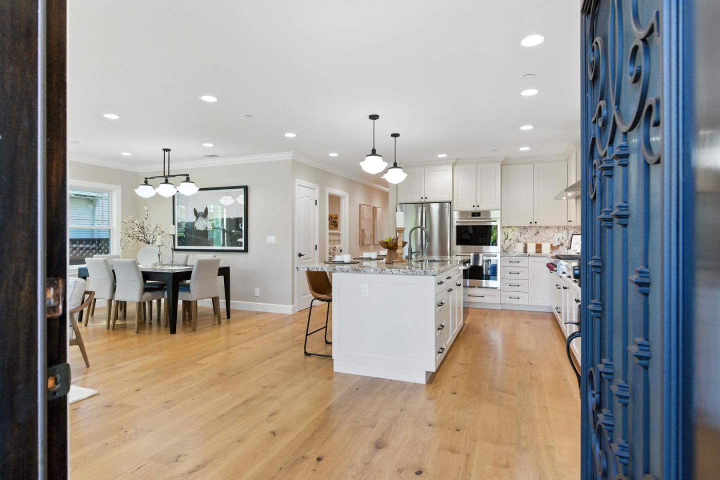 Property Photo:  30 16th Avenue  CA 94402 