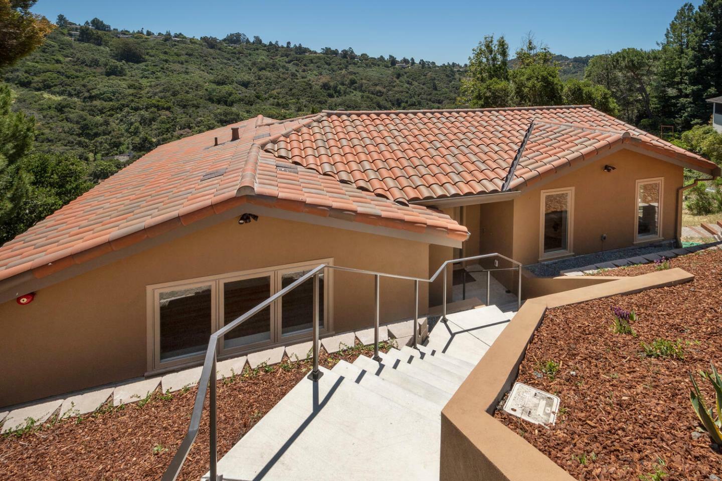 Property Photo: 30 Lydia Court CA 94010