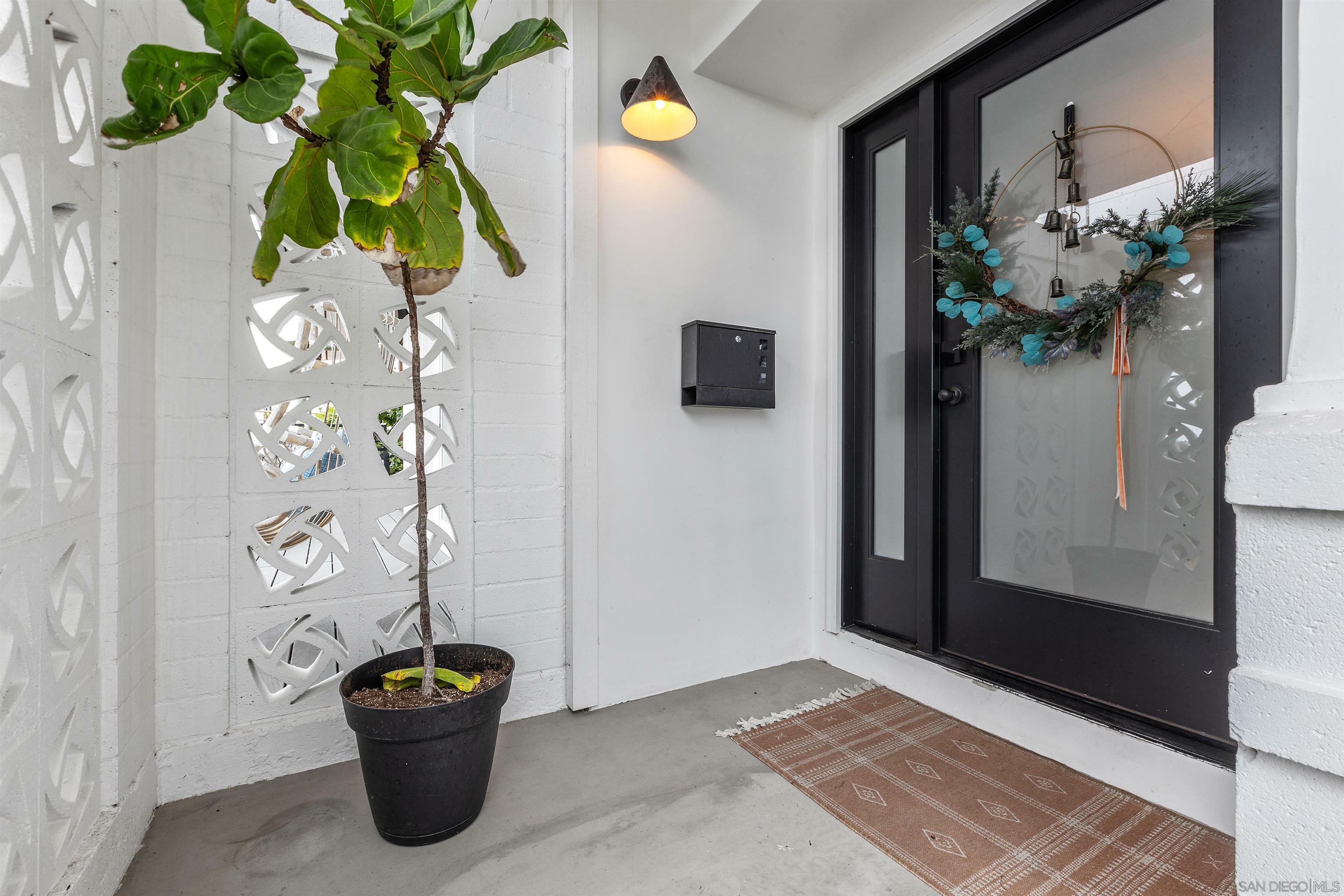 Property Photo: 3183 McGraw St CA 92117