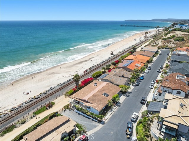 Property Photo: 326 Boca Del Canon CA 92672