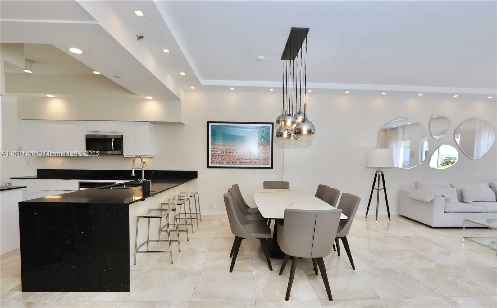 Property Photo:  3900 Island Bl Ph 2  FL 33160 