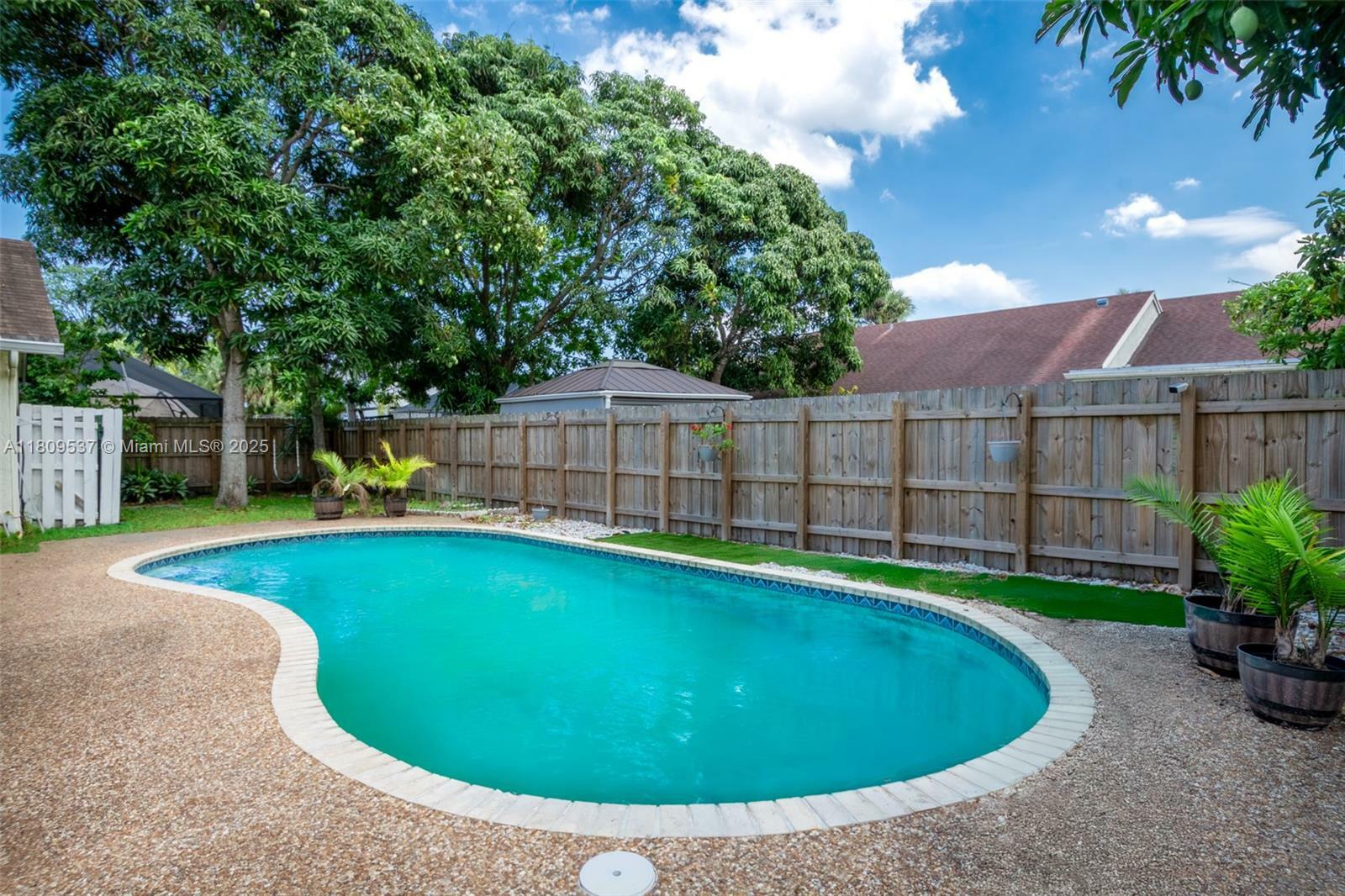 Property Photo:  7374 NW 48th St  FL 33319 