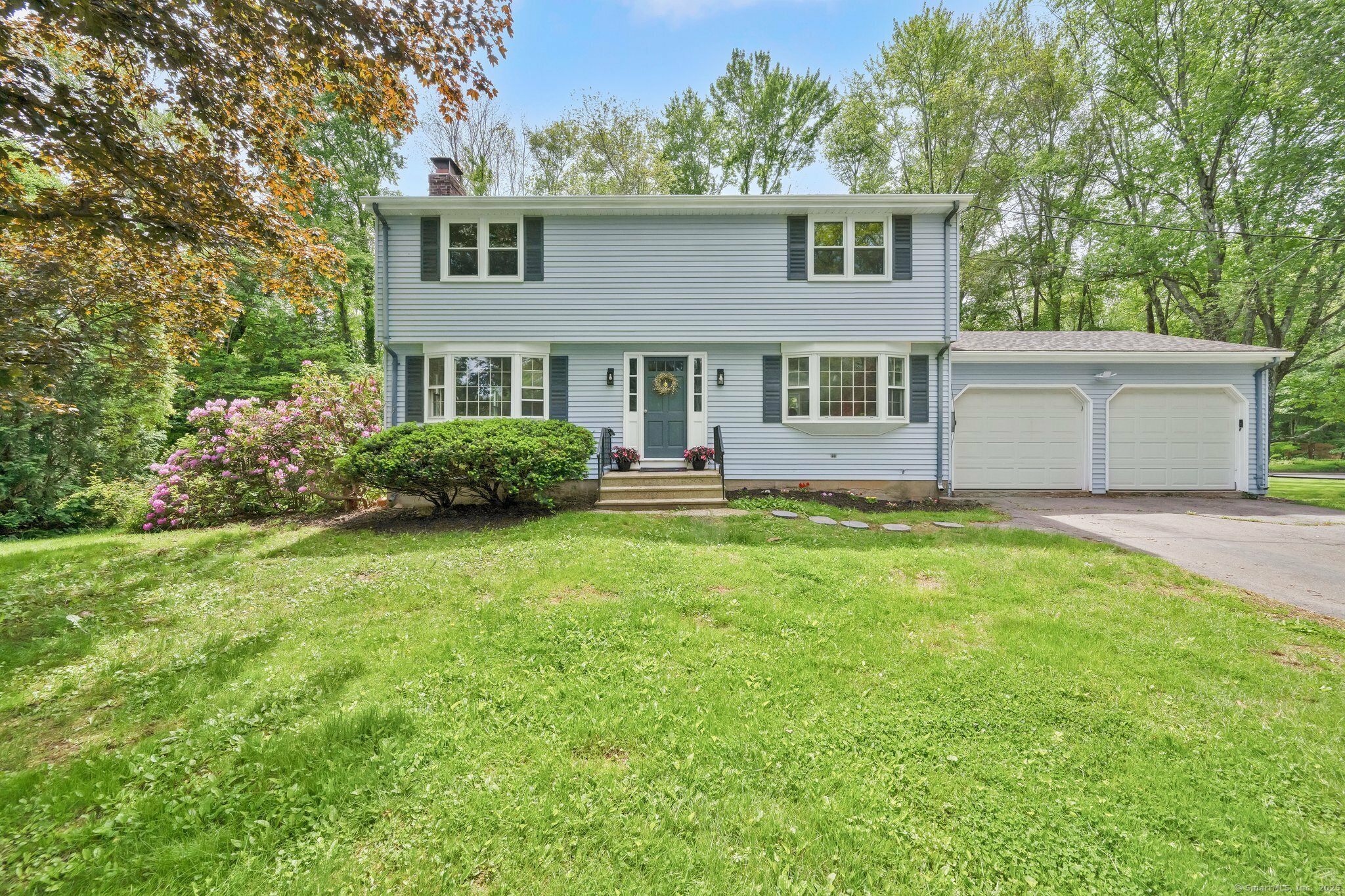 Property Photo: 2 Broken Arrow Drive CT 06026
