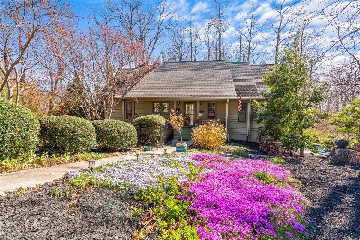 Property Photo: 3 Rocky Gap Court SC 29356