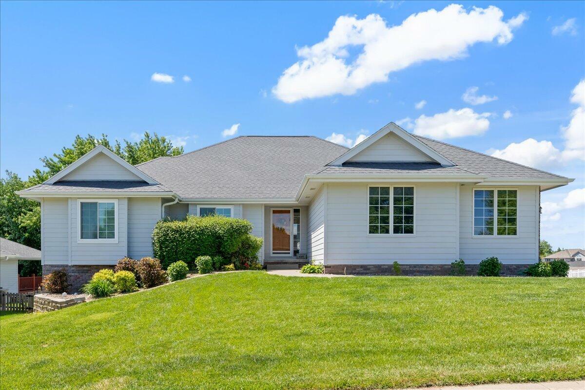 Property Photo: 4105 Gladbrook Drive IA 51503