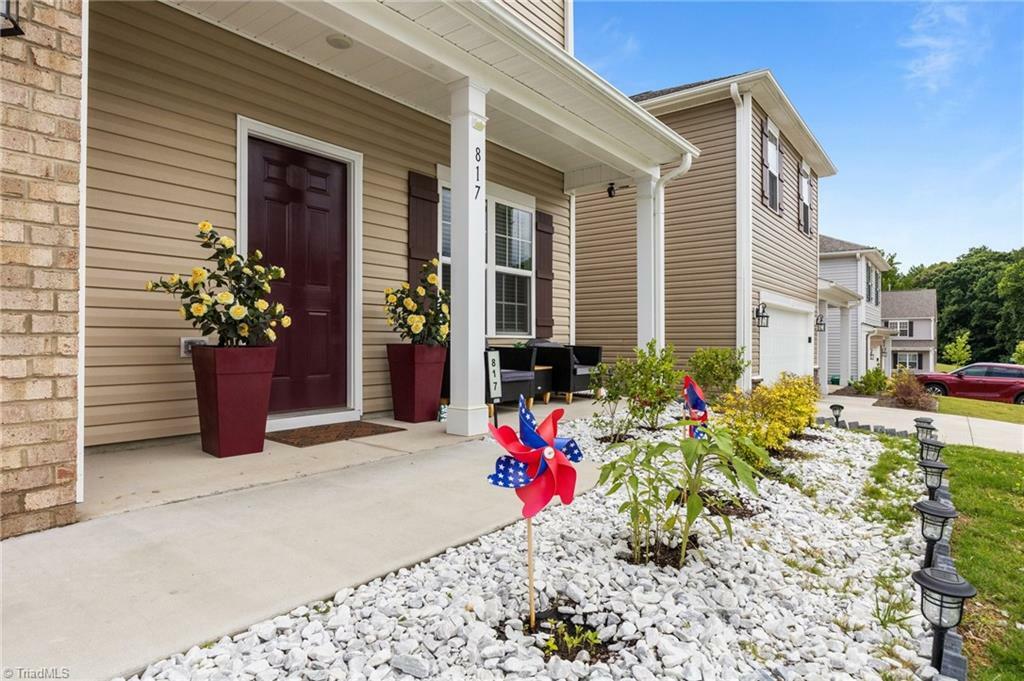 Property Photo: 817 Sagemount Street NC 27282