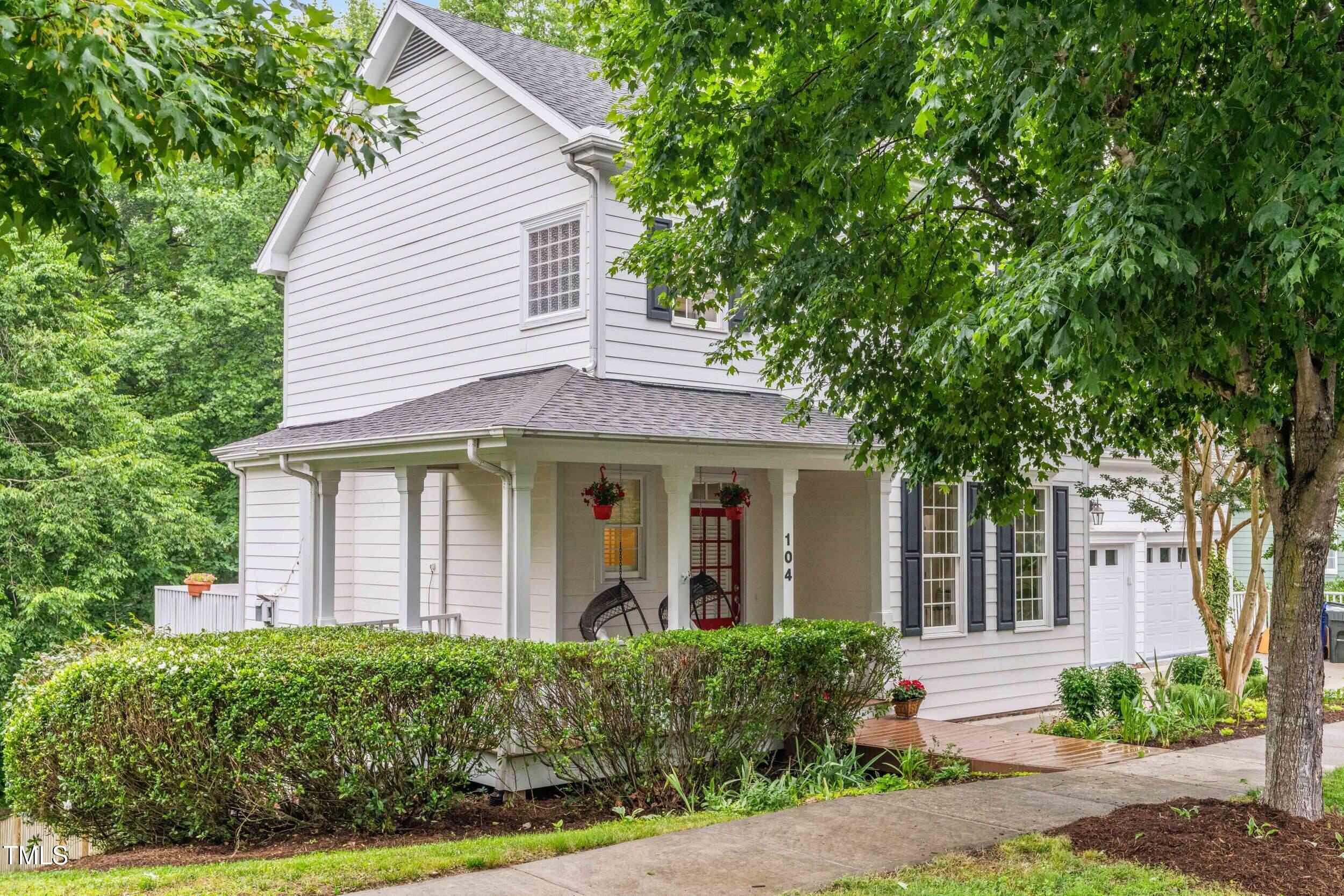 Property Photo: 104 Edgewater Circle NC 27516