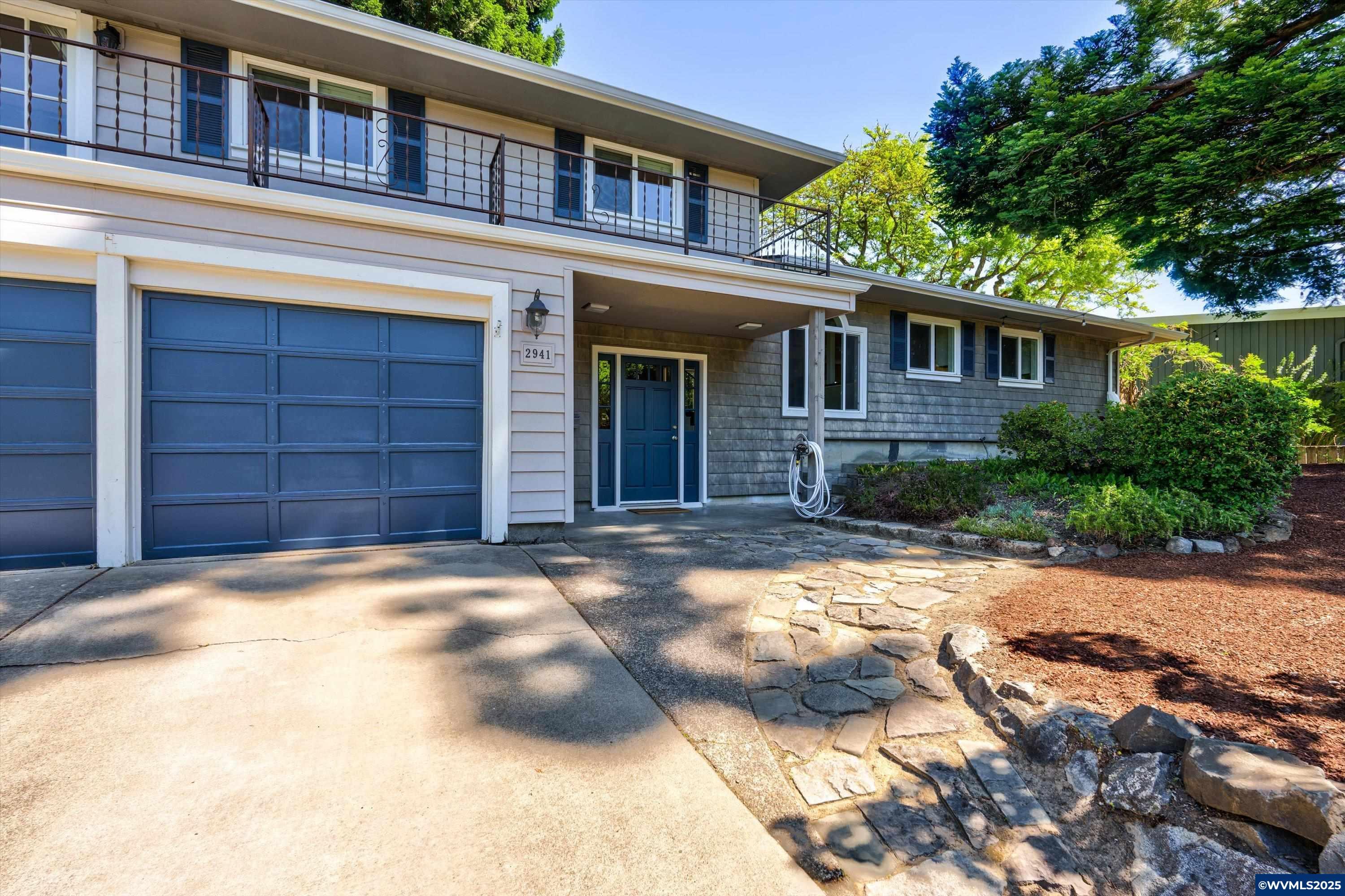 Property Photo: 2941 NW Elmwood Dr OR 97330