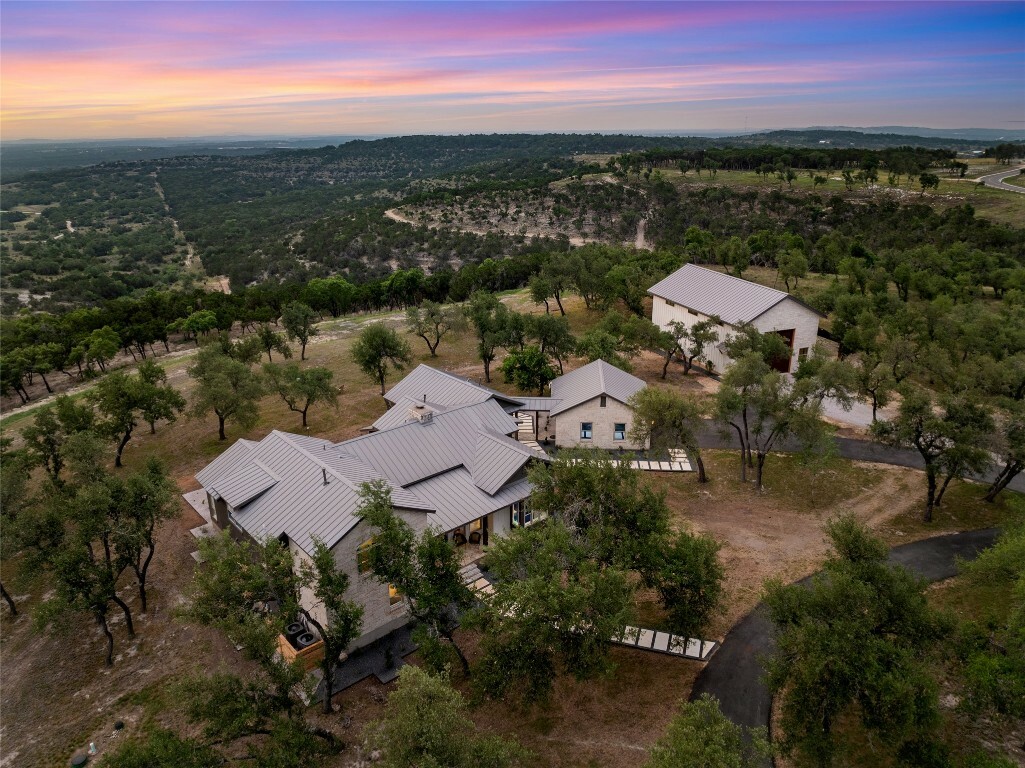 Property Photo: 1276 Canyon Crossing View TX 78620